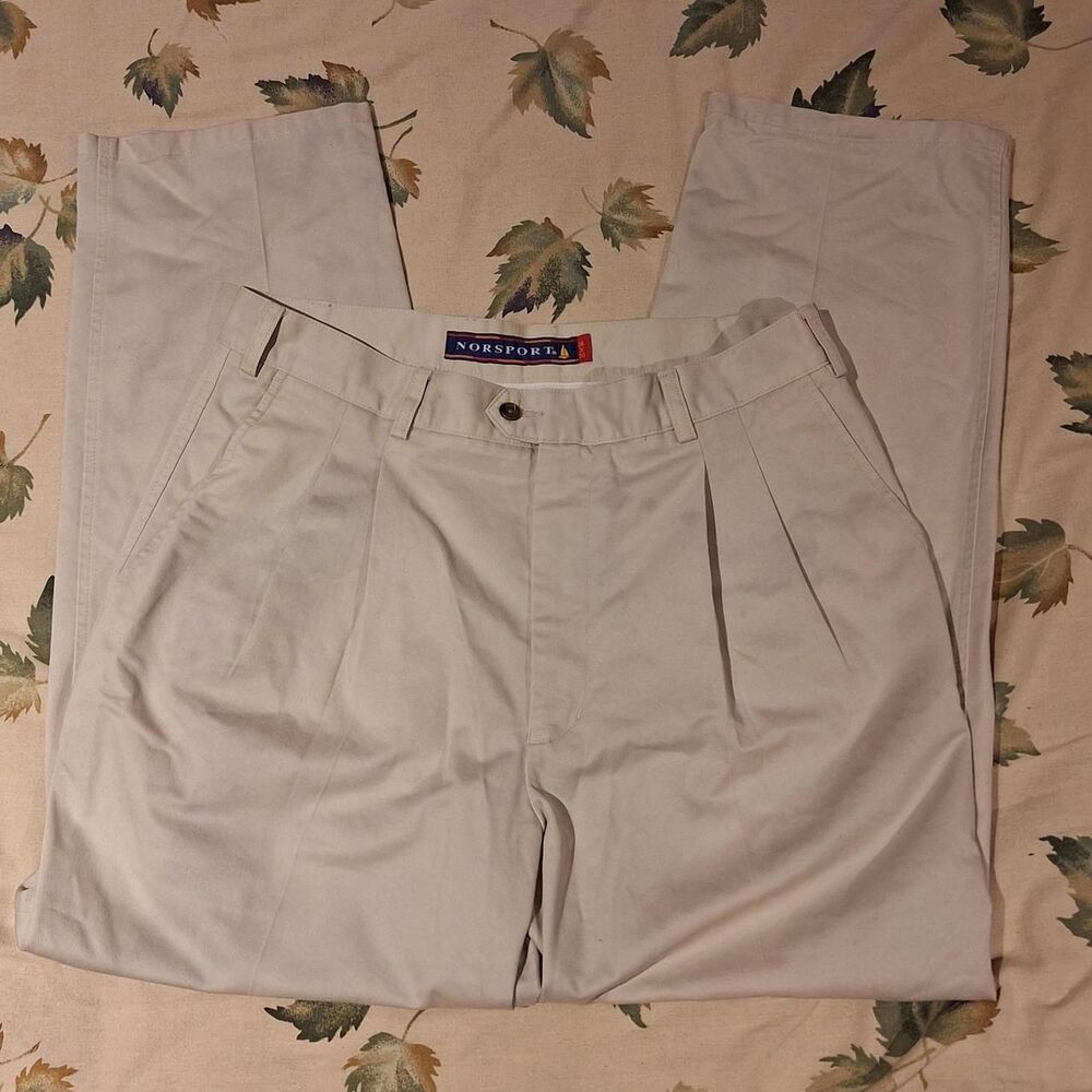 Unbranded Men's Cream and White Trousers